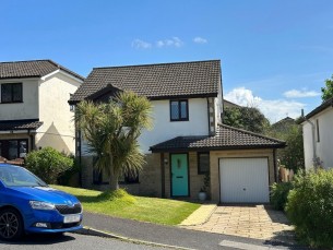Old Well Gardens, Penryn, TR10