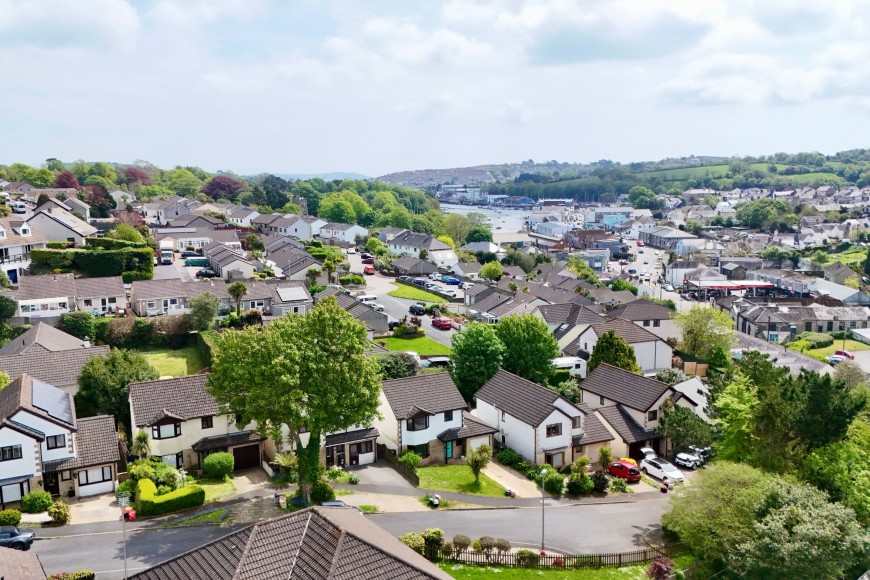 Old Well Gardens, Penryn, TR10