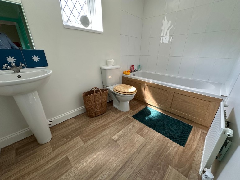 Old Well Gardens, Penryn, TR10