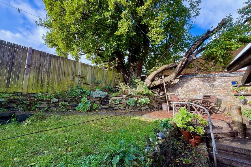 6 Grove Place, Falmouth, TR11