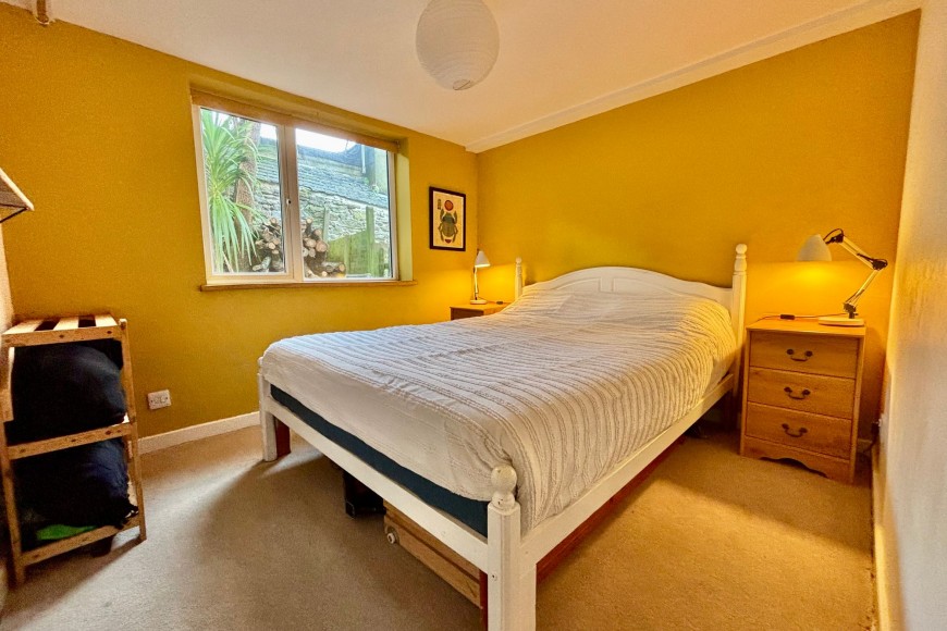 6 Grove Place, Falmouth, TR11