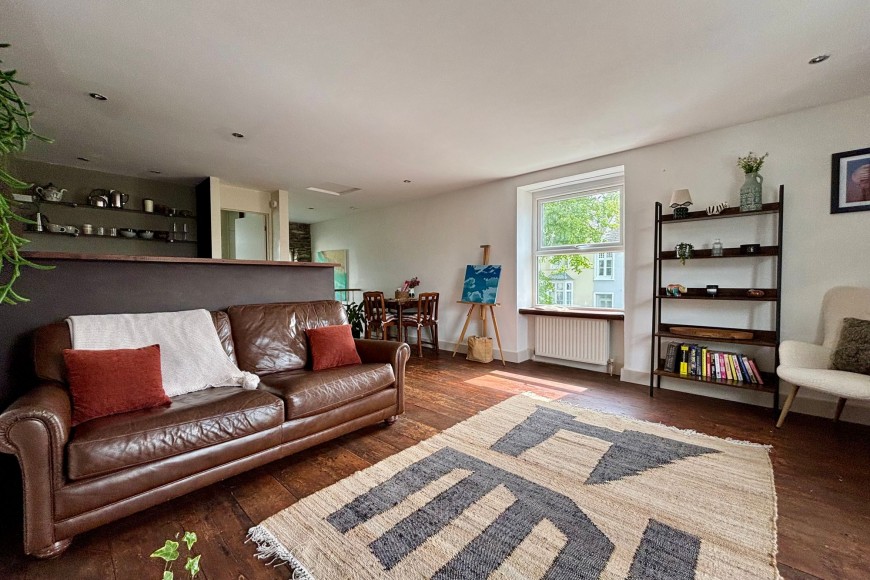Wellington Terrace, Falmouth, TR11