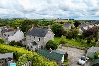 1 Clinton Road, Constantine, TR11