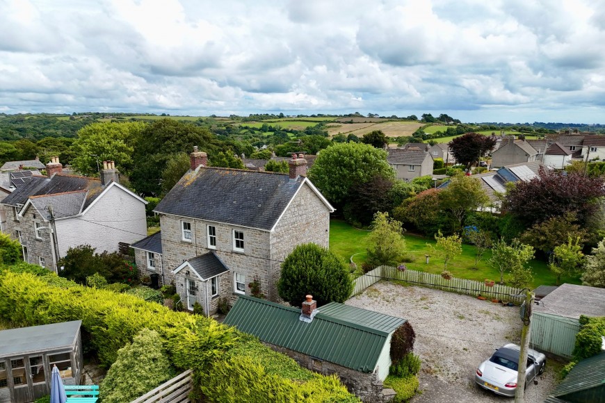 1 Clinton Road, Constantine, TR11