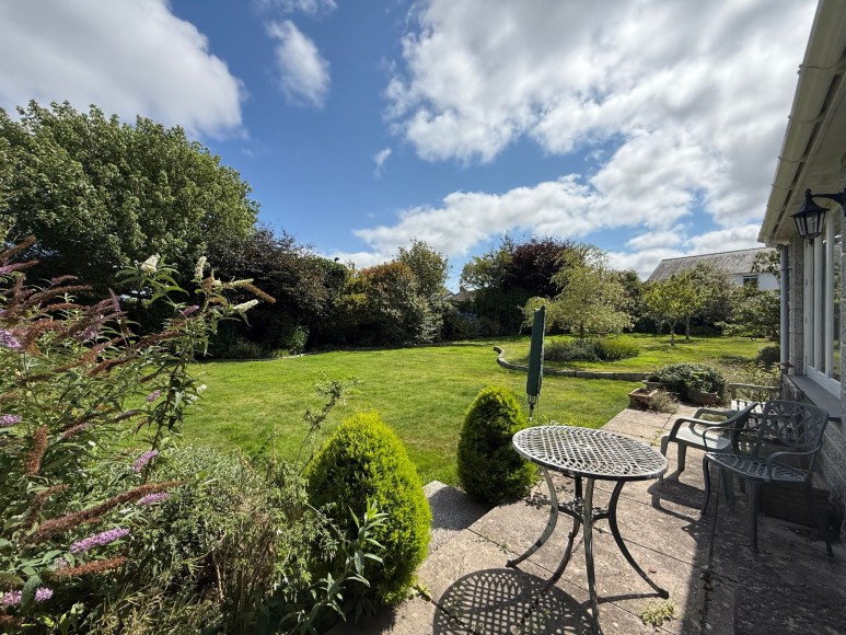 1 Clinton Road, Constantine, TR11