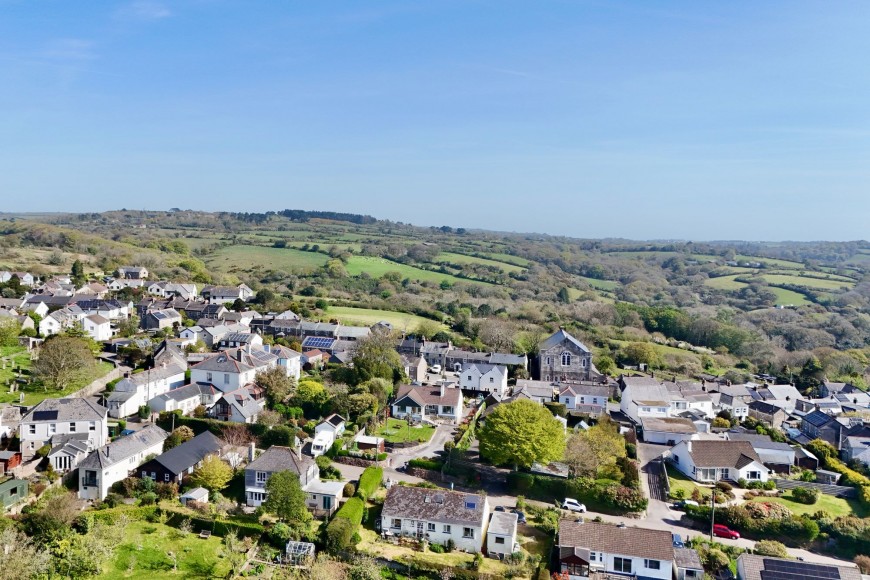 Bowling Green, Constantine, TR11