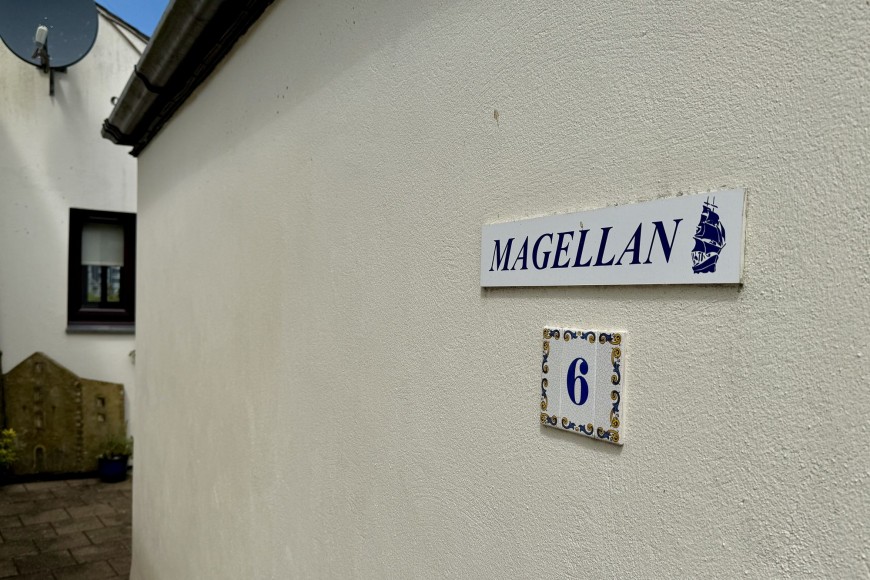 High Street, Falmouth, TR11