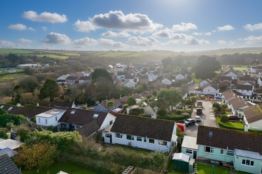 Woodland Avenue, Penryn, TR10