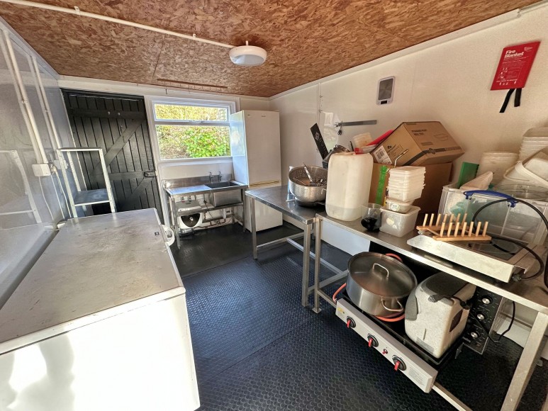 Woodland Avenue, Penryn, TR10