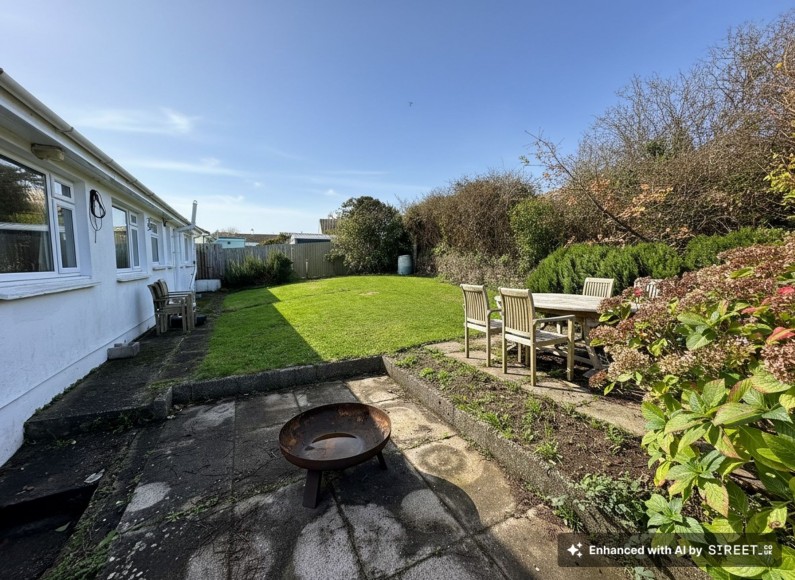 Woodland Avenue, Penryn, TR10