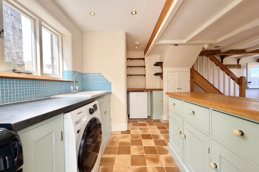 Morcoms Row, Penryn, TR10