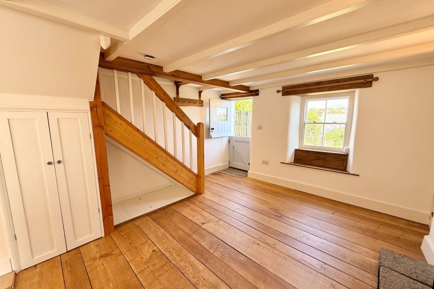 Morcoms Row, Penryn, TR10