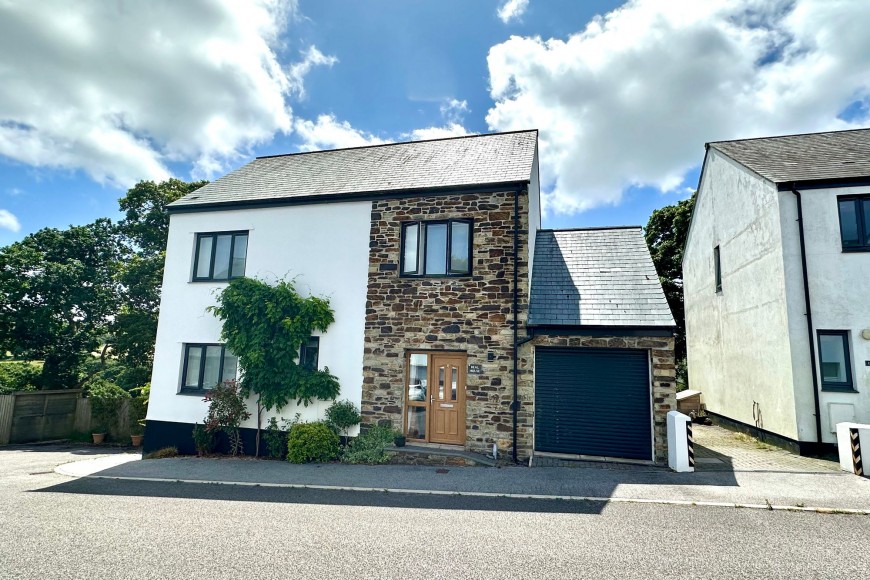 Elgin Close, Mawnan Smith, TR11
