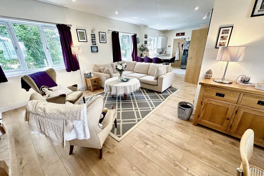 Elgin Close, Mawnan Smith, TR11