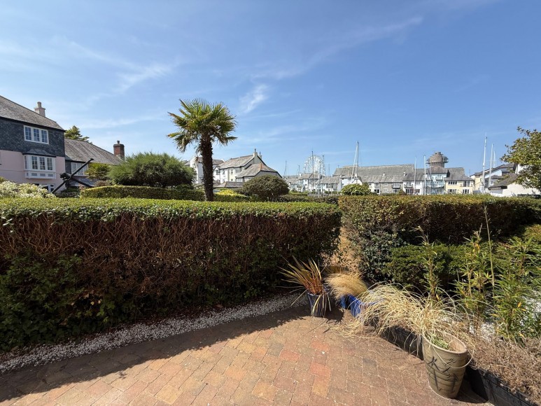 Tregunter Mews, Port Pendennis, TR11