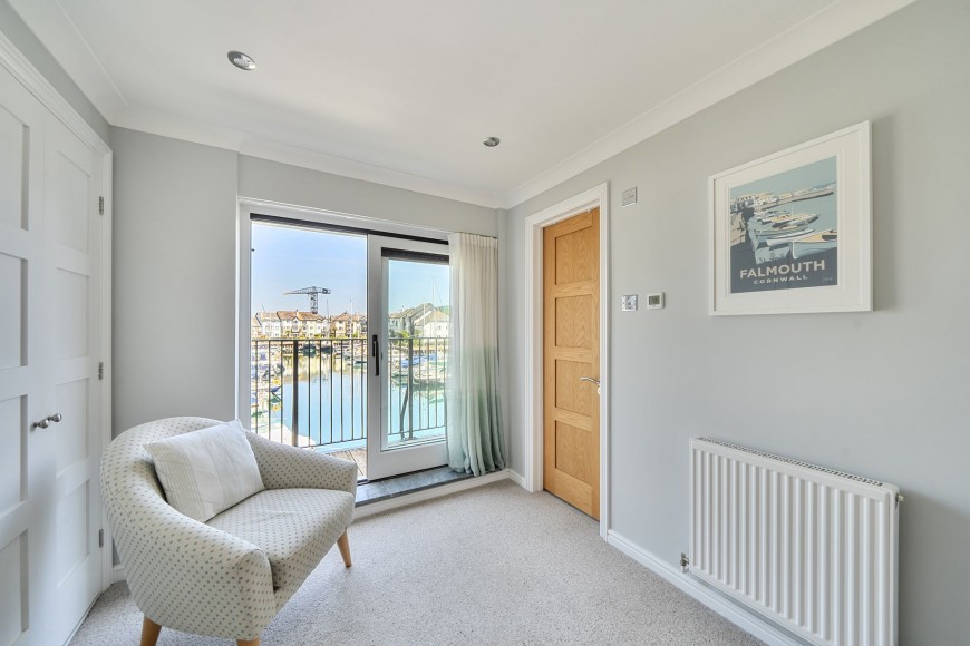 St. Smithwick Way, Falmouth, TR11