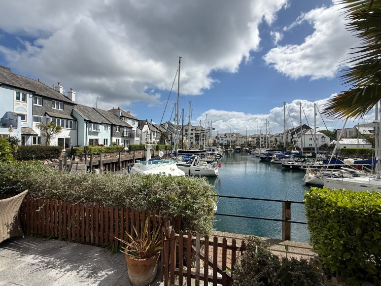 St. Smithwick Way, Falmouth, TR11