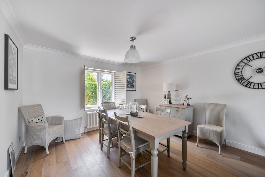 St. Smithwick Way, Falmouth, TR11