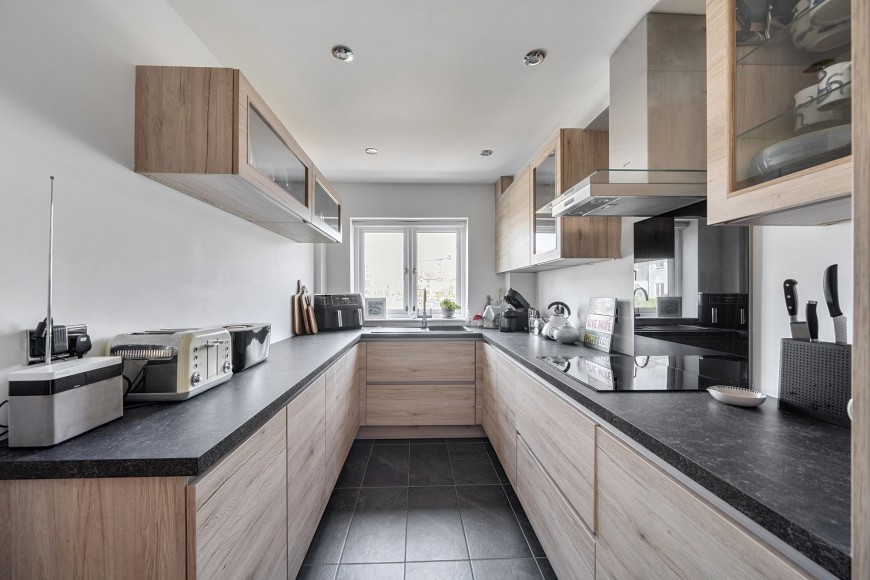 St. Smithwick Way, Falmouth, TR11