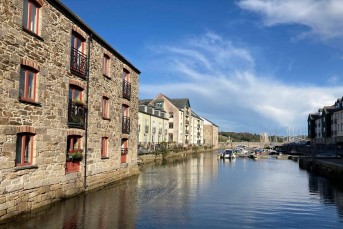 Harbour Village, Daniels Sail Loft Harbour Village, TR10