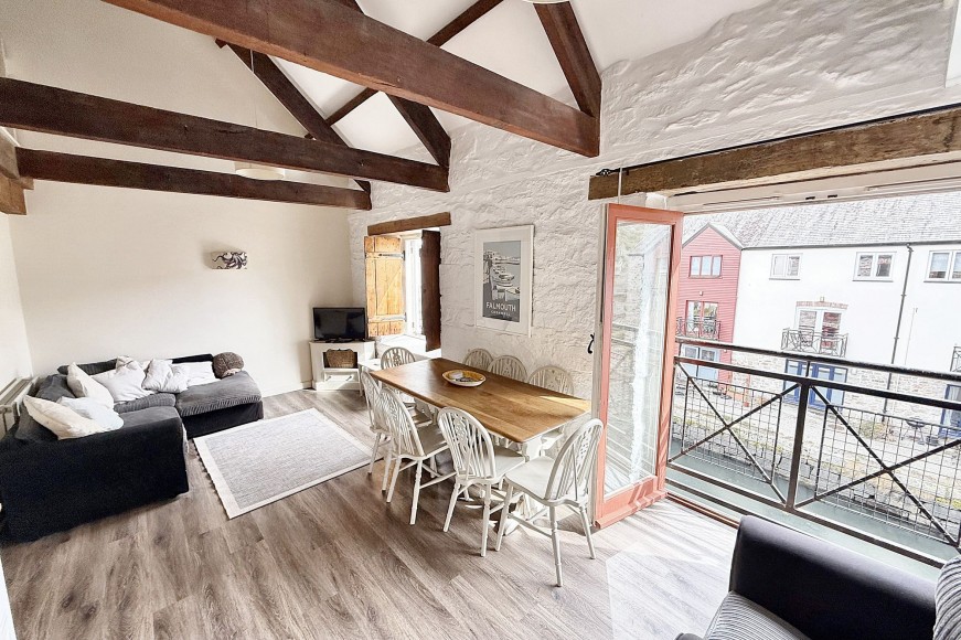 Harbour Village, Daniels Sail Loft Harbour Village, TR10