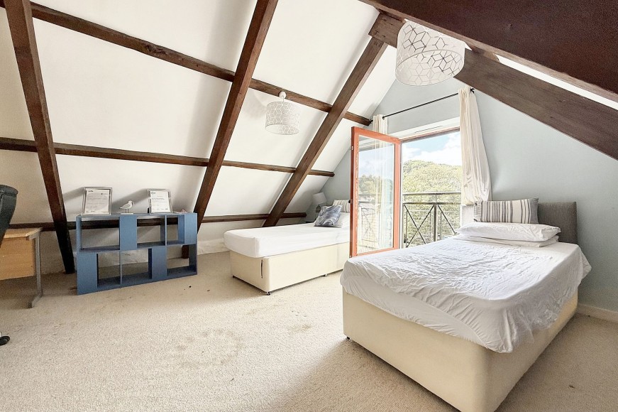 Harbour Village, Daniels Sail Loft Harbour Village, TR10