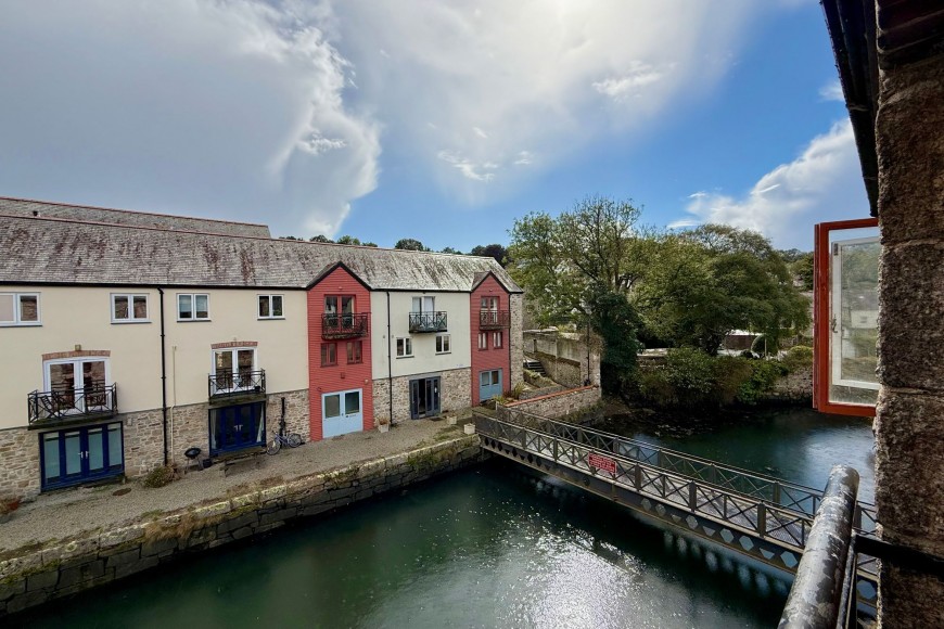 Harbour Village, Daniels Sail Loft Harbour Village, TR10