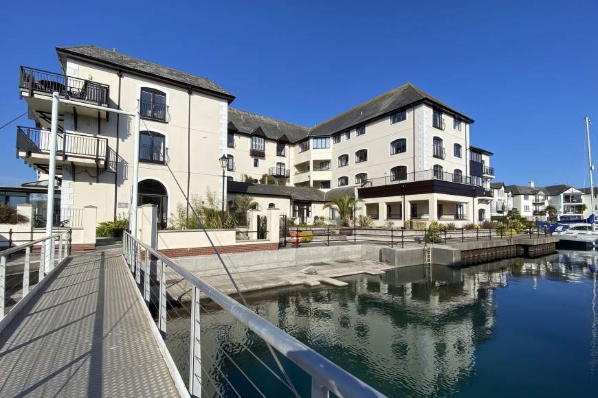 Challenger Quay, Falmouth, TR11