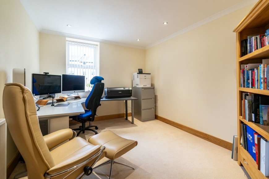 Challenger Quay, Falmouth, TR11