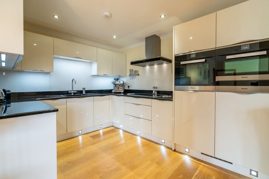 Challenger Quay, Falmouth, TR11
