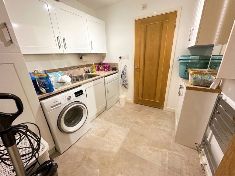 Polmennor Road, Falmouth, TR11