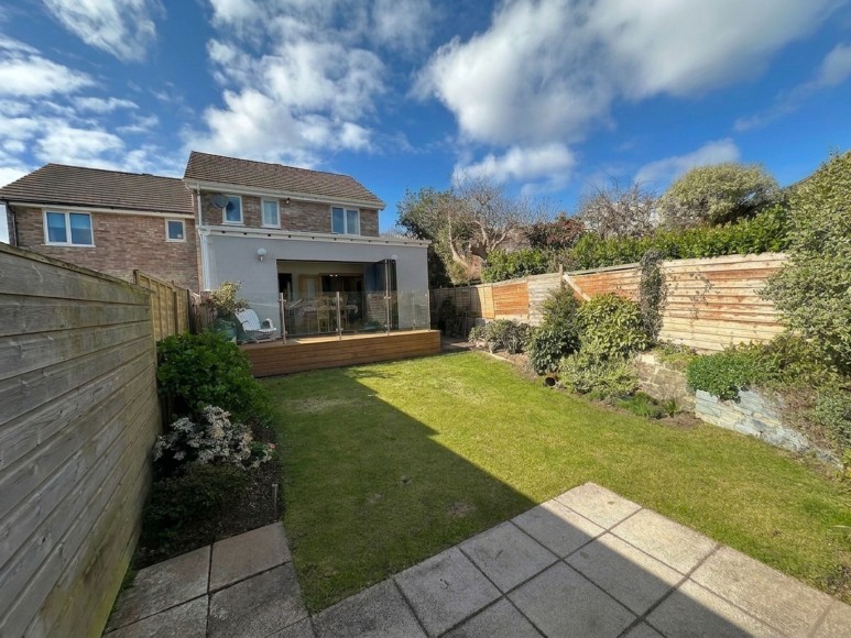 Polmennor Road, Falmouth, TR11