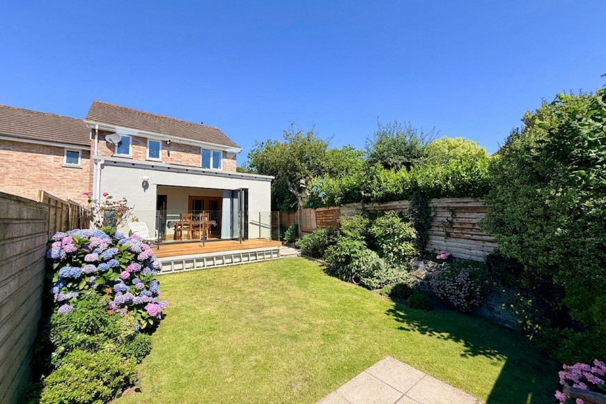 Polmennor Road, Falmouth, TR11