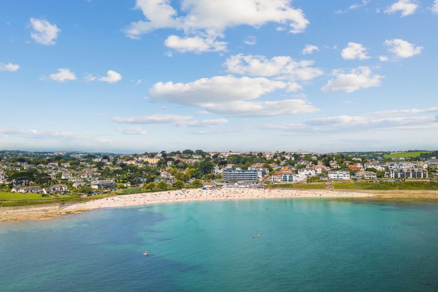 Emslie Road, Carnes Court Emslie Road, TR11