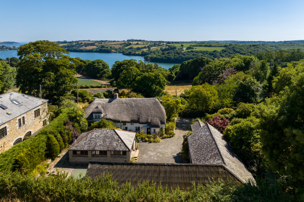 View <p>Devoran, Truro</p>