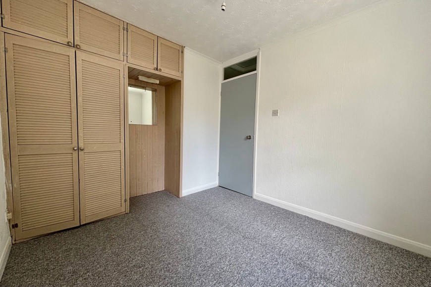 Longfield, Falmouth, TR11