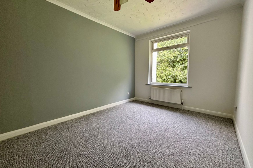 Longfield, Falmouth, TR11