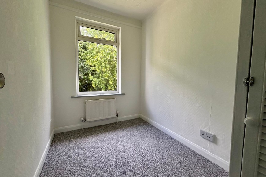 Longfield, Falmouth, TR11