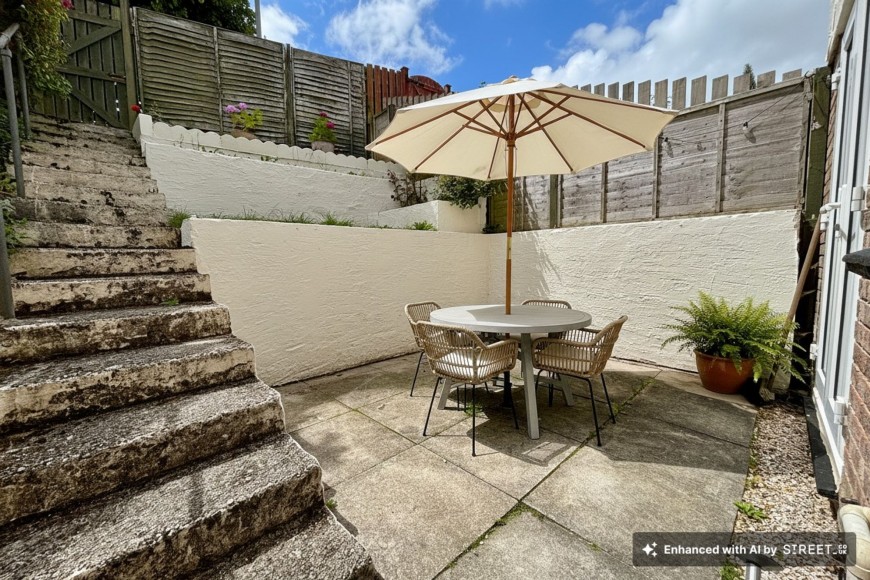 Longfield, Falmouth, TR11