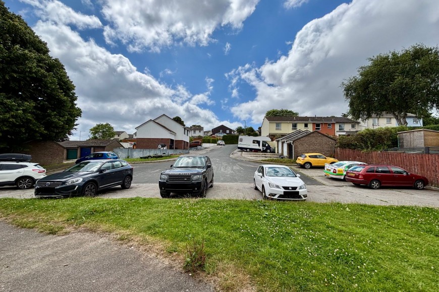 Longfield, Falmouth, TR11