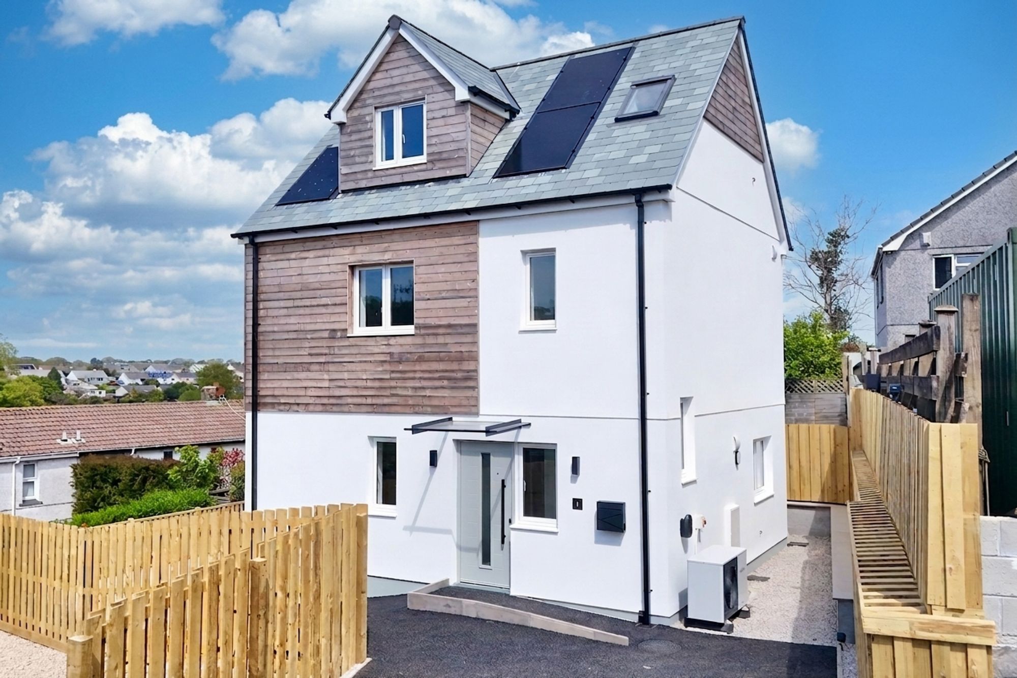 Holly Tree Lane, Penryn, TR10