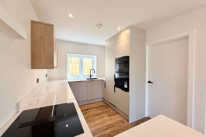 Holly Tree Lane, Penryn, TR10