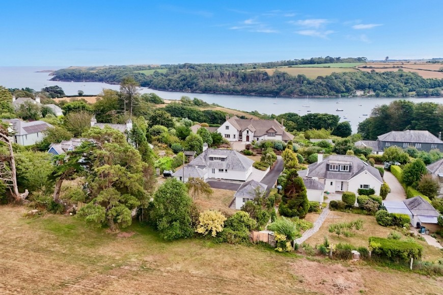 Helford Passage Hill, Mawnan Smith, TR11