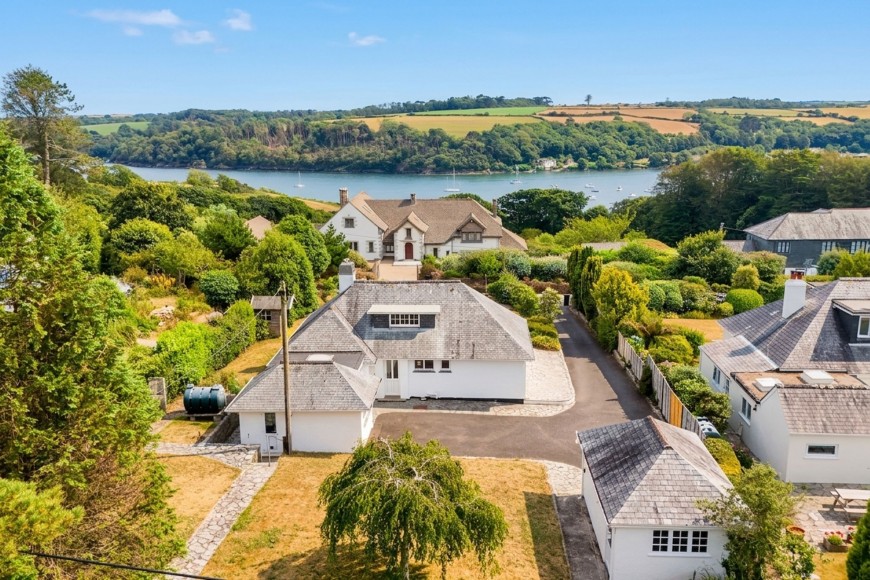 Helford Passage Hill, Mawnan Smith, TR11