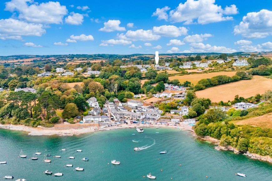 Helford Passage Hill, Mawnan Smith, TR11