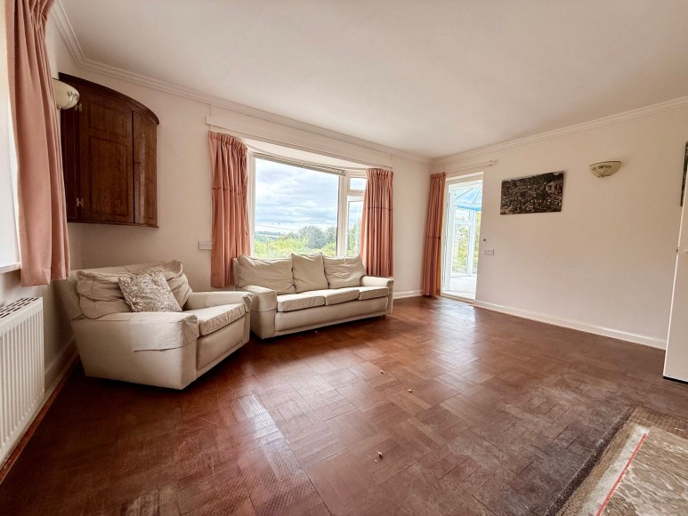 Helford Passage Hill, Mawnan Smith, TR11