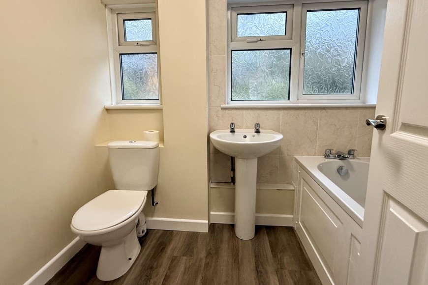 Permarin Road, Penryn, TR10