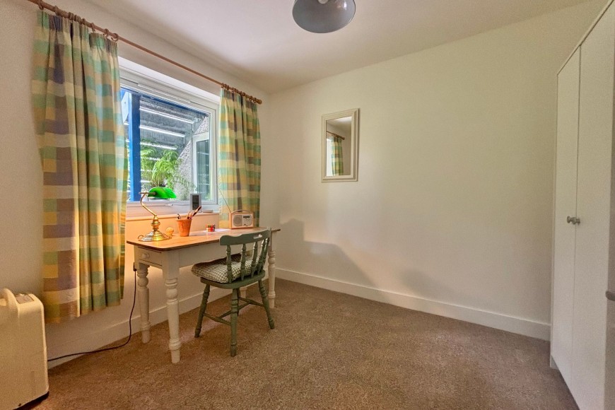 Swanpool, Tremorvah Court, TR11