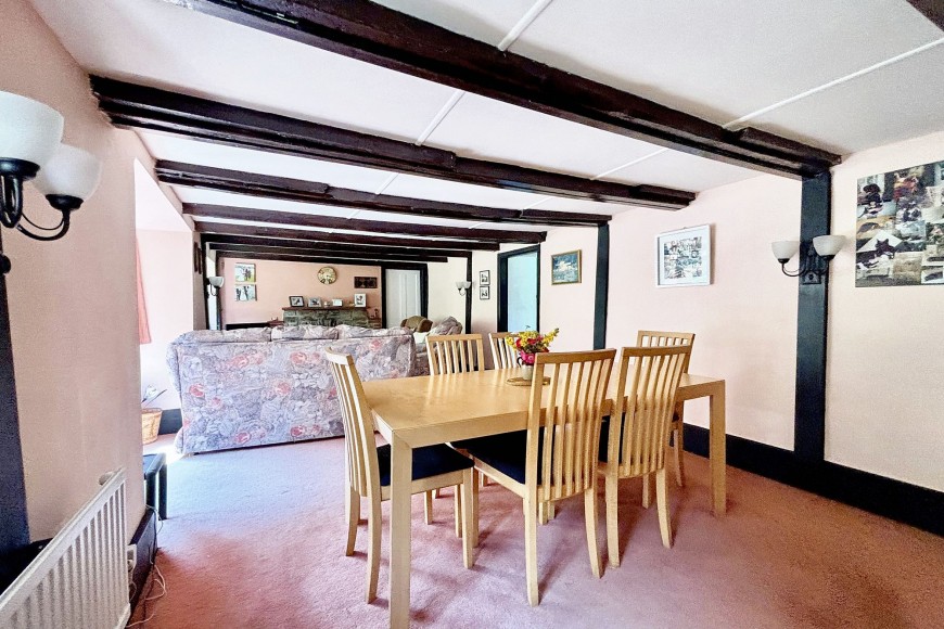 6 Church Road, Mylor, TR11