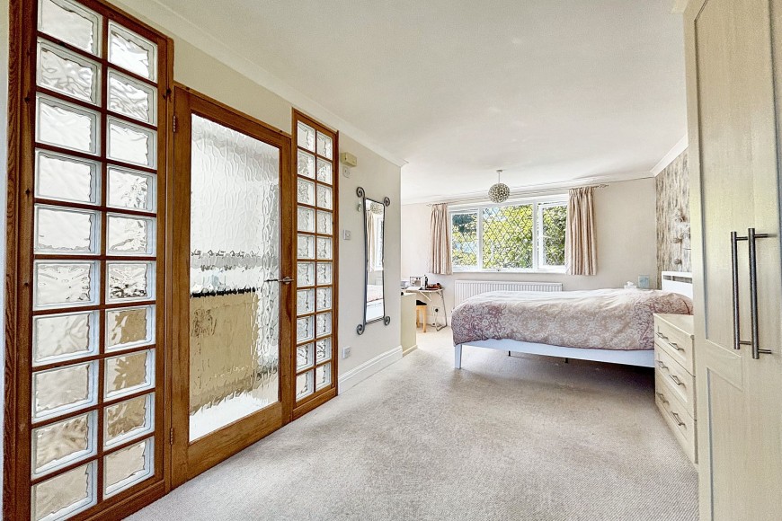 6 Church Road, Mylor, TR11